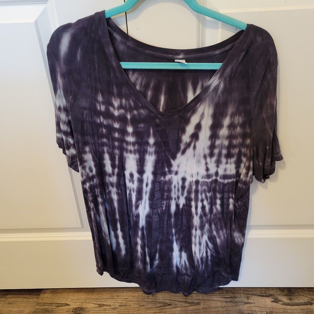 Luxe Old Navy tshirt